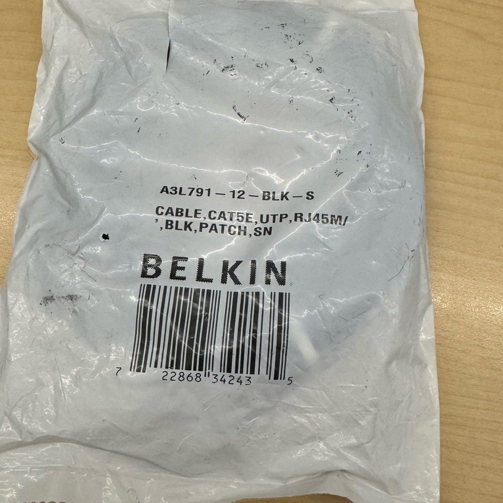 Belkin A3L791-12-BLK-S Patch Cable CAT5e RJ45M
Black Cat5e Networking Cable
